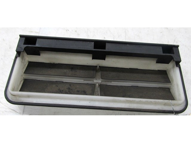 2004-2011 SAAB 9-3 OEM RIGHT REAR TRUNK AIR VENT SMOG GUIDE