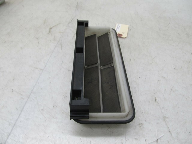 2004-2011 SAAB 9-3 OEM RIGHT REAR TRUNK AIR VENT SMOG GUIDE