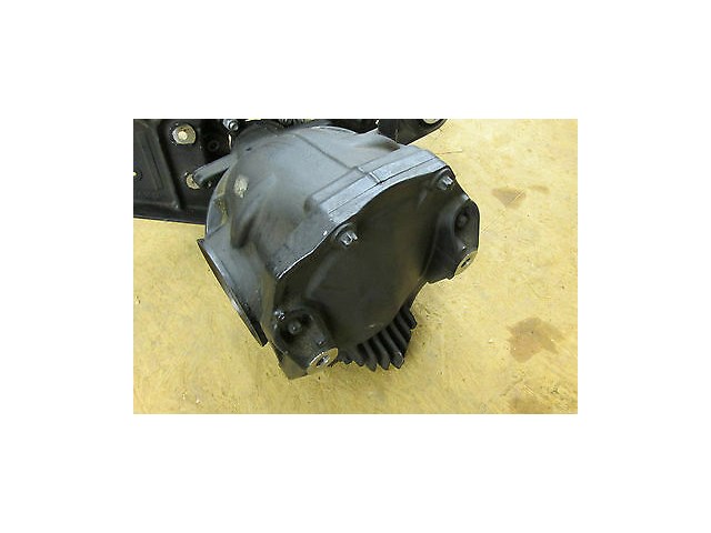 2004-2006 MERCEDES BENZ SL600 R230 OEM REAR DIFF DIFFERENTIAL AXLE BOX CARRIER