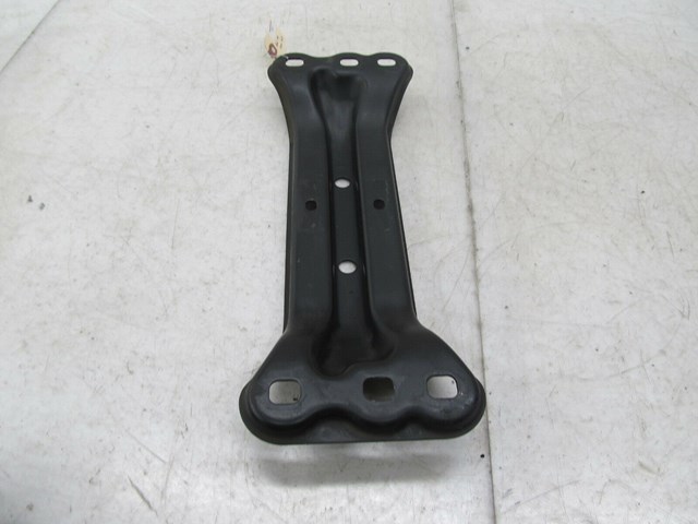  2003-2006 MERCEDES E500 W211 OEM FRONT TRANSMISSION MOUNTING BRACKET