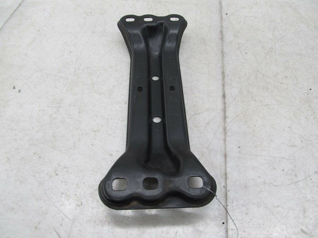  2003-2006 MERCEDES E500 W211 OEM FRONT TRANSMISSION MOUNTING BRACKET