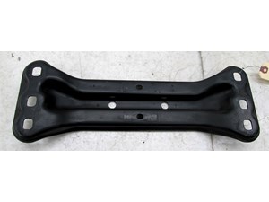  2003-2006 MERCEDES E500 W211 OEM FRONT TRANSMISSION MOUNTING BRACKET