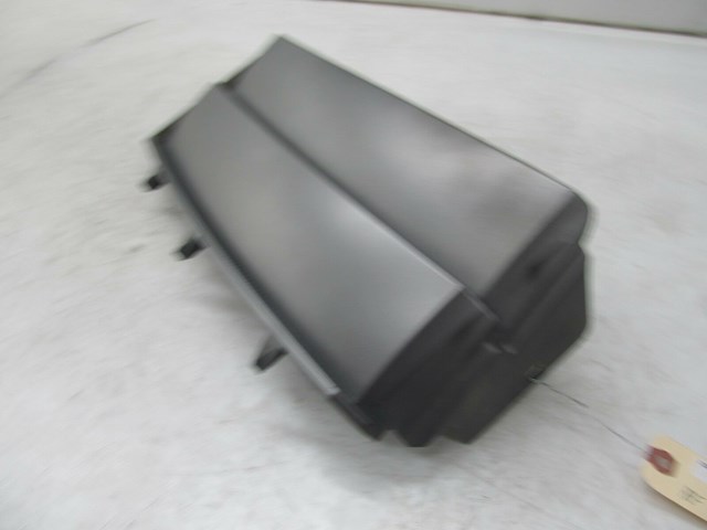 2003-2006 RANGE ROVER HSE OEM RIGHT FRONT PASSENGERS SIDE WING VENT 