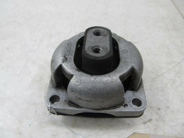 2007-2012 MERCEDES GL450 X164 OEM REAR TRANSMISSION MOUNT BRACKET 