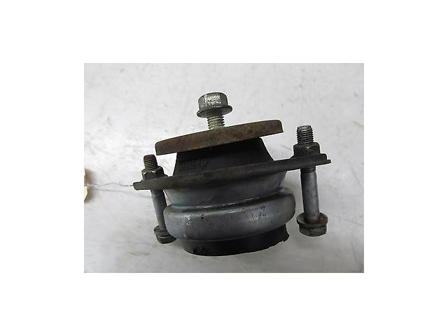 2004-2008 MASERATI QUATTROPORTE M139 OEM RIGHT REAR TRANSMISSION MOUNT BRACKET