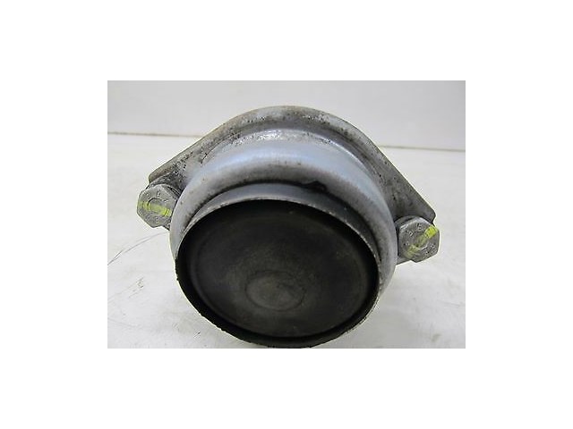 2004-2008 MASERATI QUATTROPORTE M139 OEM LEFT REAR TRANSMISSION MOUNT BRACKET