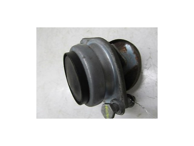 2004-2008 MASERATI QUATTROPORTE M139 OEM LEFT REAR TRANSMISSION MOUNT BRACKET