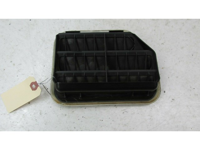 2013-2018 FORD FOCUS ST OEM LEFT REAR QUARTER PANEL PRESSURE AIR VENT  