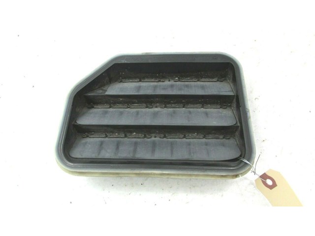 2013-2018 FORD FOCUS ST OEM LEFT REAR QUARTER PANEL PRESSURE AIR VENT  