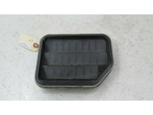 2013-2018 FORD FOCUS ST OEM LEFT REAR QUARTER PANEL PRESSURE AIR VENT  