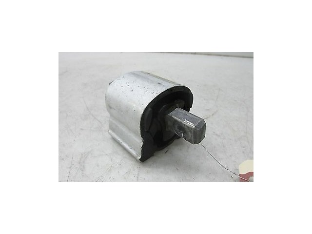 2007-2009 MERCEDES S600 W221 OEM TRANSMISSION MOUNT BRACKET 