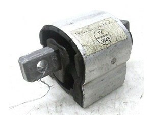 2007-2009 MERCEDES S600 W221 OEM TRANSMISSION MOUNT BRACKET 