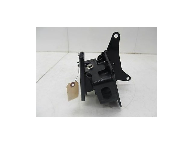 2012-2015 TOYOTA PRIUS C OEM TRANSMISSION MOUNT BRACKET