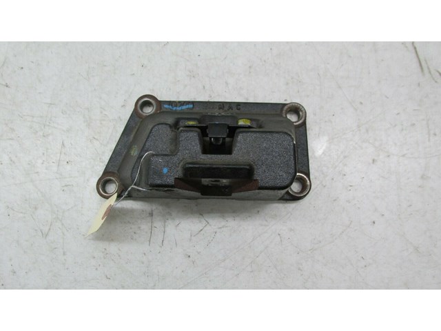  2014-2016 KIA CADENZA OEM LEFT FRONT TRANSMISSION MOUNT BRACKET 