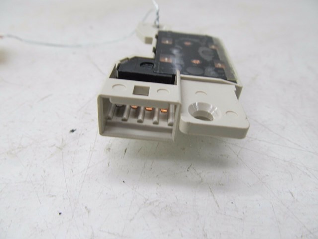  2002-2010 LEXUS SC430 Z40 OEM RIGHT FRONT PASSEGER SIDE SEAT UPPER BACK SWTICH