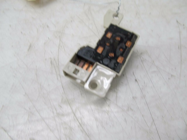  2002-2010 LEXUS SC430 Z40 OEM RIGHT FRONT PASSEGER SIDE SEAT UPPER BACK SWTICH