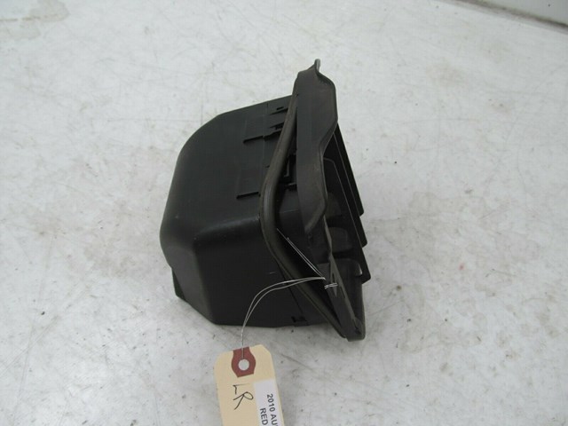 2009-2012 AUDI Q5 8R OEM LEFT REAR QUARTER PANEL PRESSURE VENT 