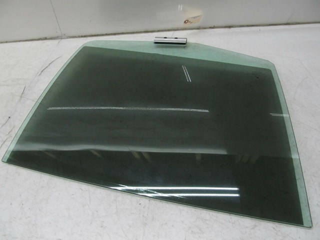 2005-2009 SAAB 9-5 OEM RIGHT REAR PASSENGER SIDE DOOR WINDOW GLASS