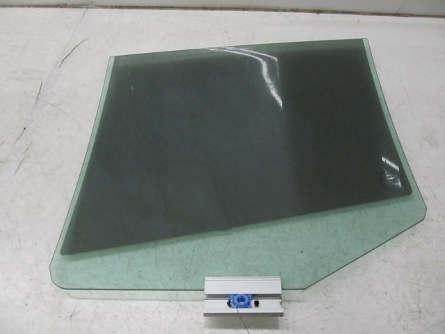2005-2009 SAAB 9-5 OEM RIGHT REAR PASSENGER SIDE DOOR WINDOW GLASS