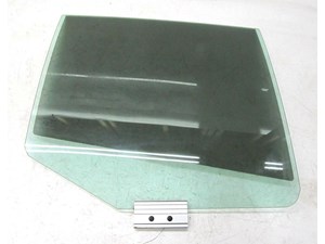 2005-2009 SAAB 9-5 OEM RIGHT REAR PASSENGER SIDE DOOR WINDOW GLASS