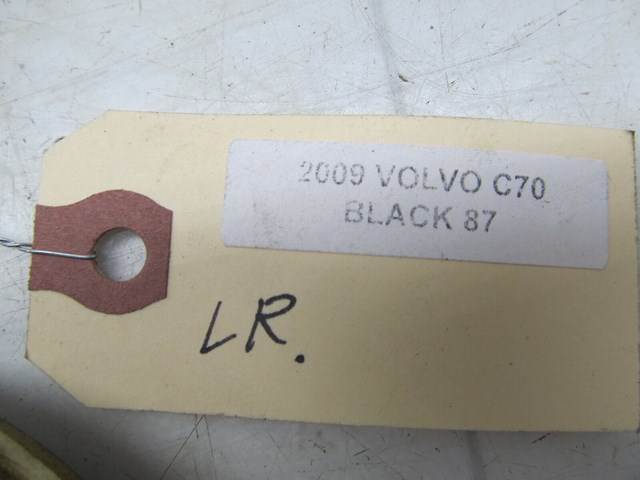 2006-2013 VOLVO C70 T5 OEM LEFT REAR TRUNK AIR PRESSURE VENT 