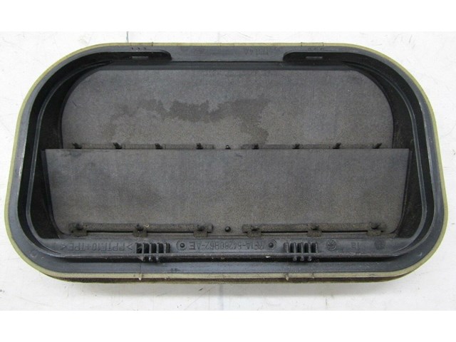 2006-2013 VOLVO C70 T5 OEM LEFT REAR TRUNK AIR PRESSURE VENT 