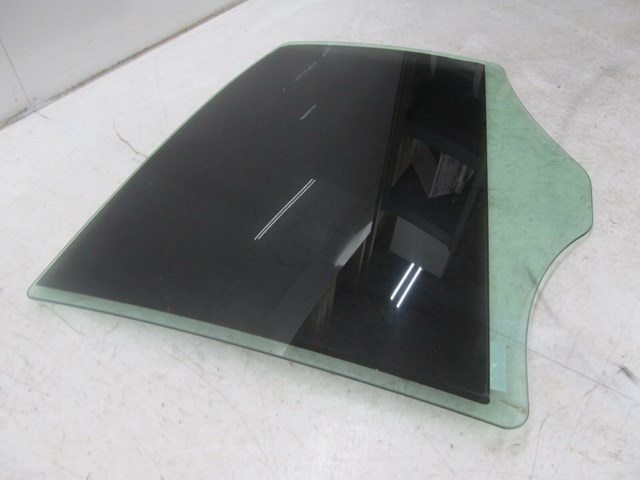  2003-2006 MERCEDES E500 W211 OEM LEFT REAR DOOR WINDOW GLASS 