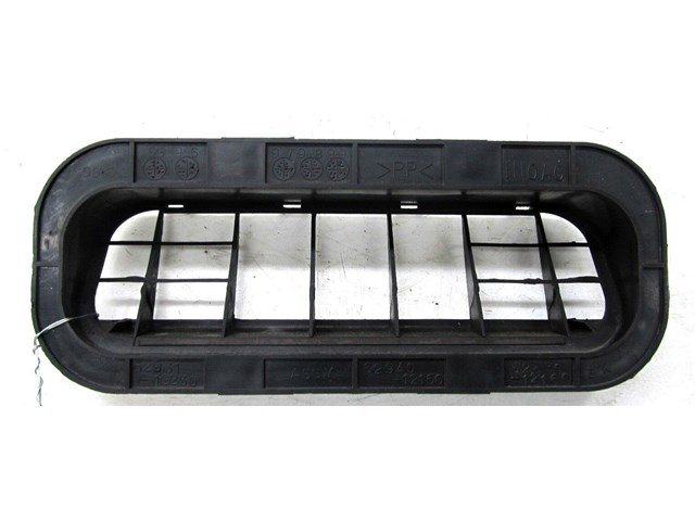 2001-2006 LEXUS LS430 OEM RIGHT REAR TRUNK AIR DUST VENT 