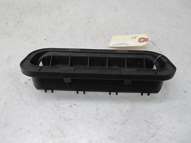 2001-2006 LEXUS LS430 OEM RIGHT REAR TRUNK AIR DUST VENT 