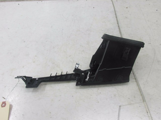 2014-2016 INFINITI Q50 OEM CENTER CONSOLE RIGHT SIDE AIR VENT WITH TRIM