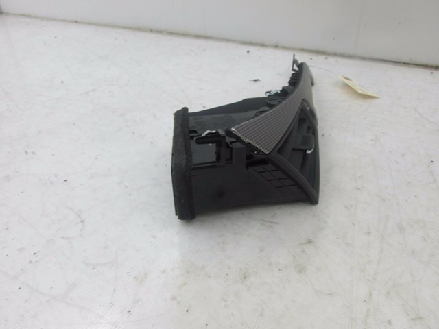 2014-2016 INFINITI Q50 OEM CENTER CONSOLE RIGHT SIDE AIR VENT WITH TRIM