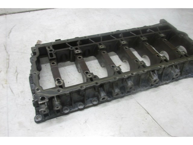 2007-2010 BMW 328xi E90 OEM CRANKSHAFT HOUSING GRIDDLE 071130