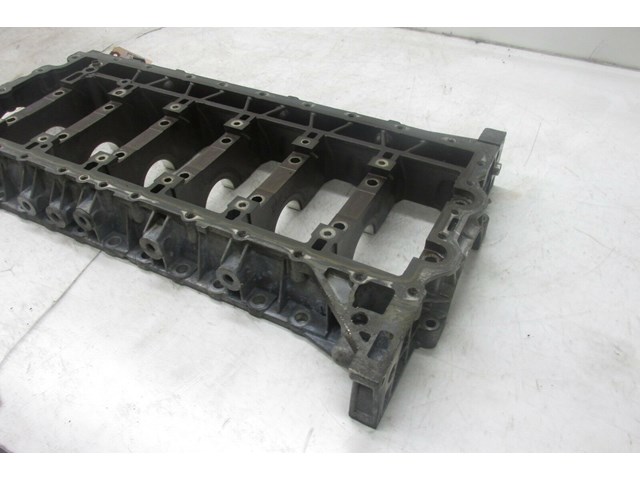 2007-2010 BMW 328xi E90 OEM CRANKSHAFT HOUSING GRIDDLE 071130