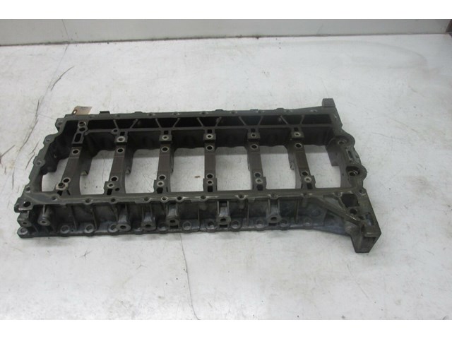2007-2010 BMW 328xi E90 OEM CRANKSHAFT HOUSING GRIDDLE 071130