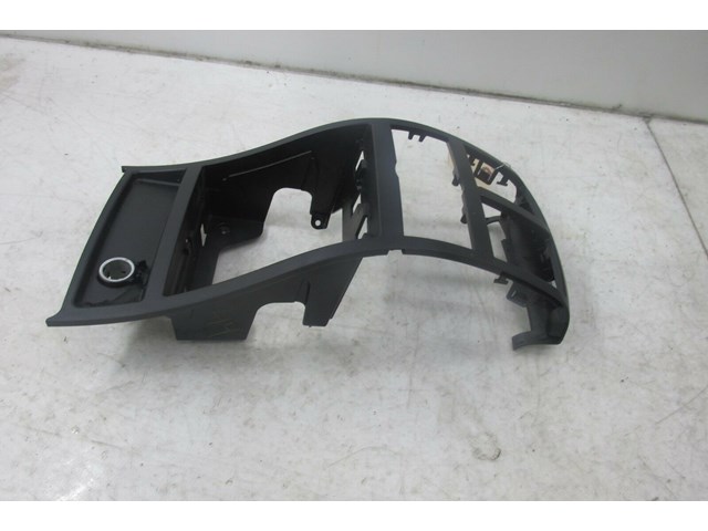 2007-2012 MERCEDES GL450 X164 OEM REAR CENTER CONSOLE AIR VENT TRIM A 1646800507