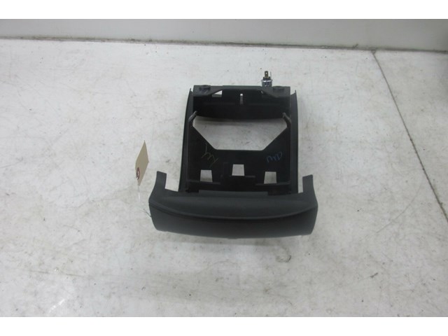 2007-2012 MERCEDES GL450 X164 OEM REAR CENTER CONSOLE AIR VENT TRIM A 1646800507