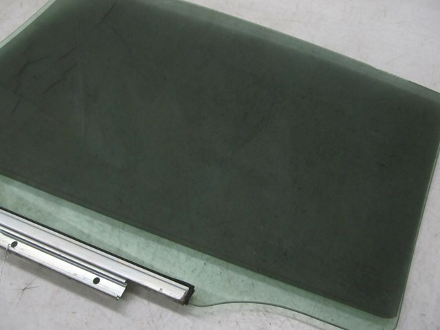  2007-2011 LEXUS GS350 OEM RIGHT REAR PASSENGER DOOR WINDOW GLASS