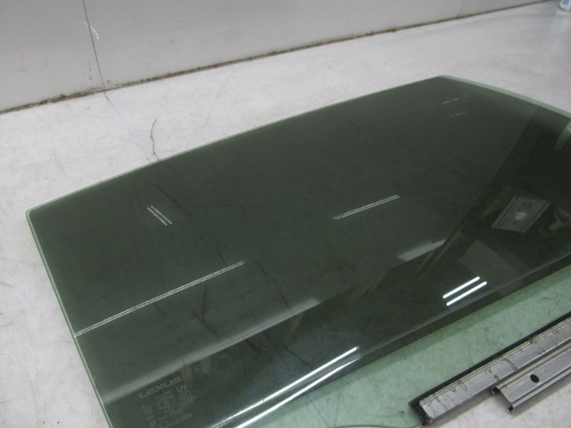  2007-2011 LEXUS GS350 OEM RIGHT REAR PASSENGER DOOR WINDOW GLASS