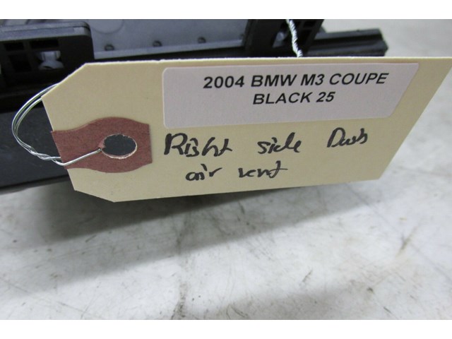2002-2006 BMW M3 E46 COUPE OEM RIGHT SIDE PASSENGERS AIR VENT 