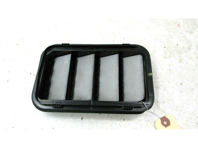 2017-2019 BUICK LACROSSE OEM LEFT REAR QUARTER CABIN PRESSURE AIR VENT       
