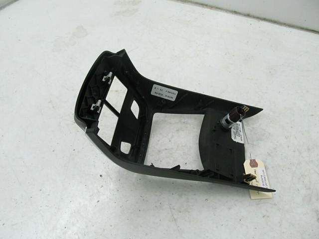 2013-2017 CADILLAC XTS OEM REAR CENTER CONSOLE AIR VENT TRIM AMD86310