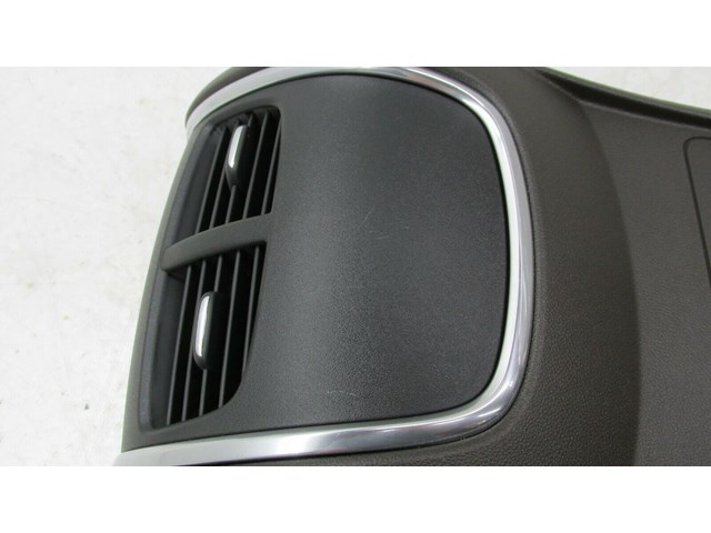 2017-2019 BUICK LACROSSE OEM  CENTER CONSOLE REAR FACING AIR VENT END COVER 