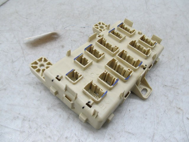 2004-2009 LEXUS RX350 RX330 OEM LEFT FRONT FUSE RELAY BOX 