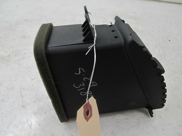 2007-2015 NISSAN XTERRA OEM RIGHT CENTER PASSENGER SIDE AIR VENT 68750EA000