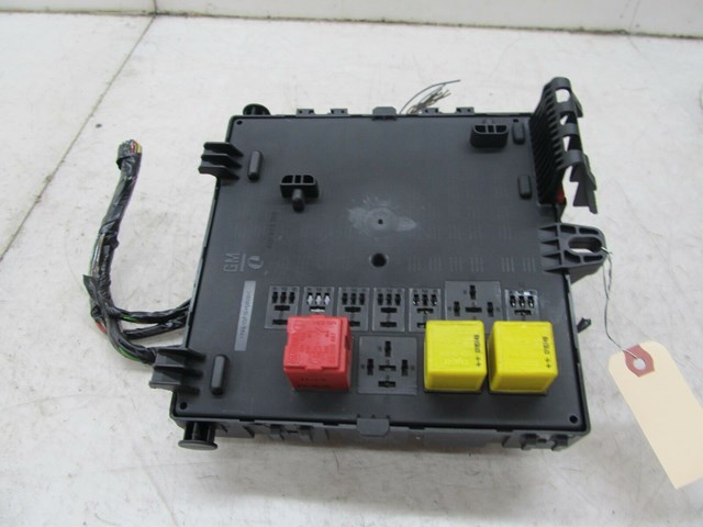 2004-2011 SAAB 9-3 AERO OEM LEFT REAR FUSE RELAY BOX TRUNK 