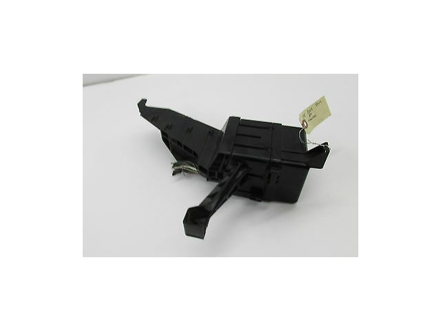 2002-2006 INFINITI Q45 OEM RIGHT PASSENGER SIDE FRONT RELAY BOX