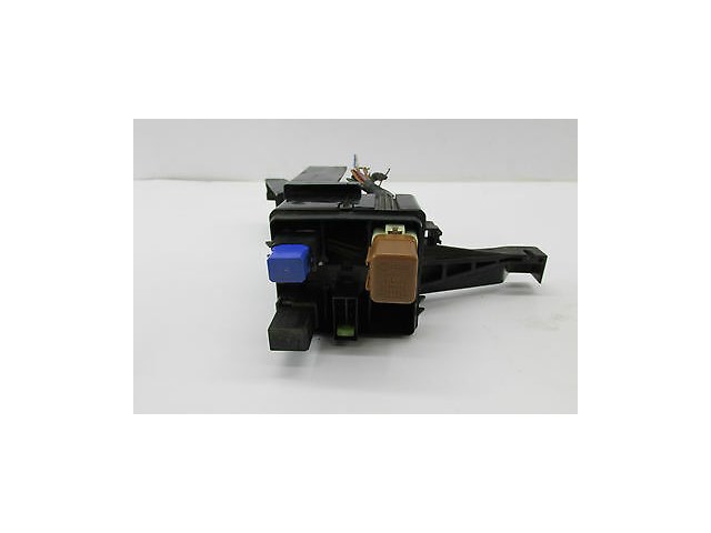 2002-2006 INFINITI Q45 OEM RIGHT PASSENGER SIDE FRONT RELAY BOX