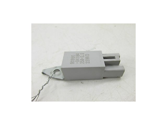 2006-2008 LEXUS IS250 XE20 OEM INSTRUMENT PANEL / SOUND SYSTEM CONDENSER RELAYS