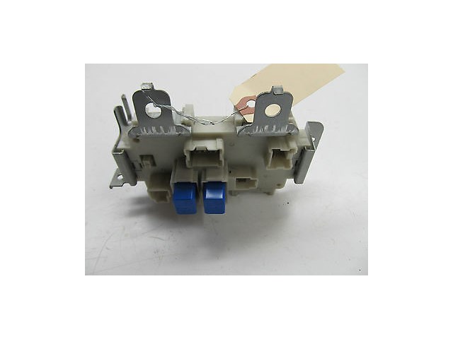 2004-2005 NISSAN 350Z ROADSTER OEM LEFT FRONT INTERIOR CONTROL FUSE RELAY BOX