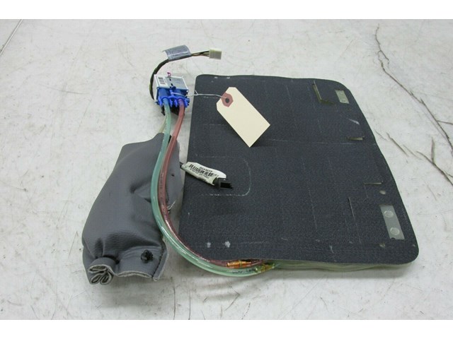2007-2010 BMW X5 E70 OEM RIGHT FRONT UPPER SEAT AIR BOLSTER PAD 